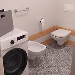 Apartament Mauro *