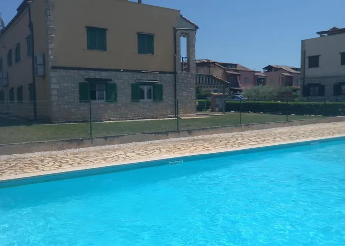 Mauro Apartmán *